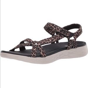 Sketchers Gowalk Sandals NEW!